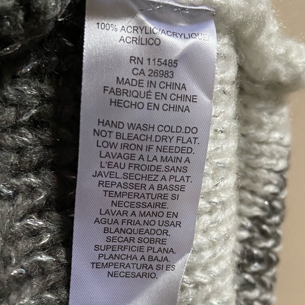 Infinity Loop Scarf NWOT. - Picture 3 of 5